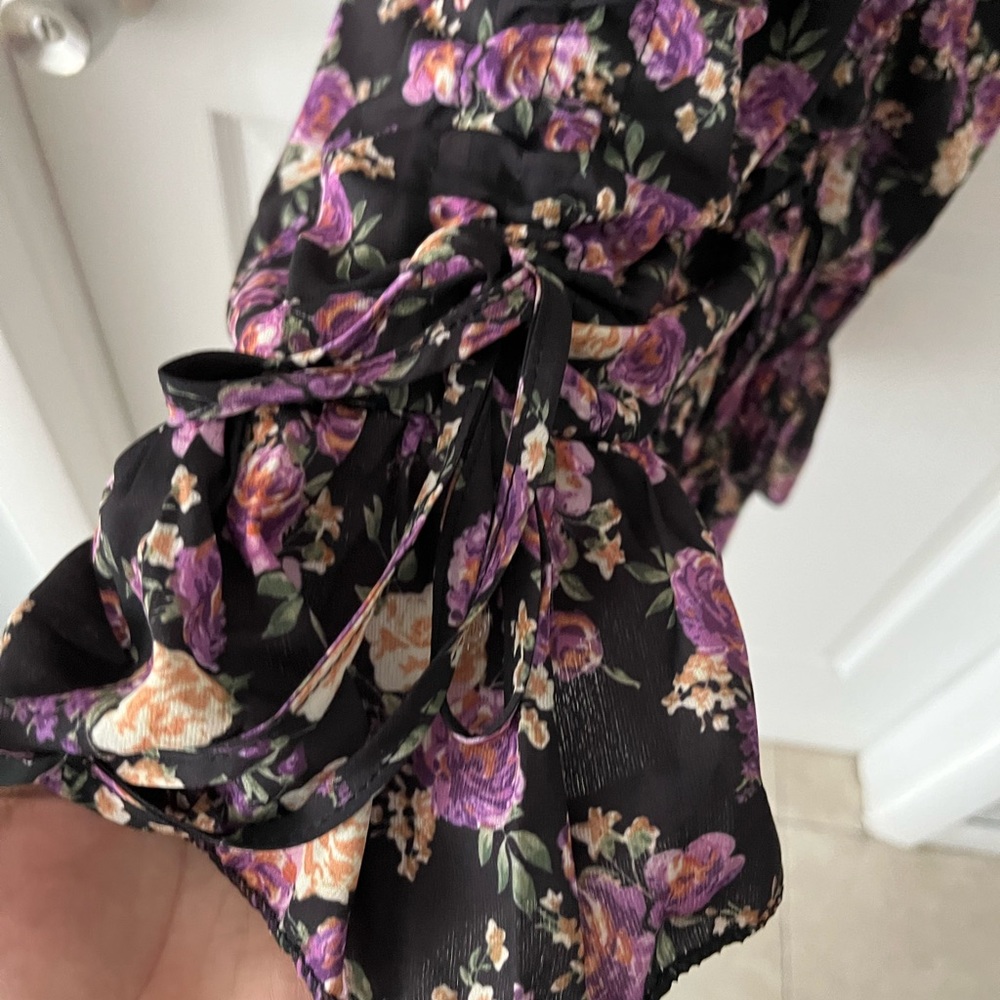 Dress - Picture 4 of 5